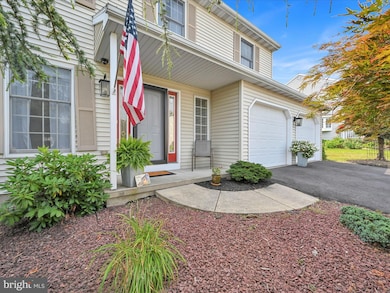 27 Flint Ridge Dr, Reading, PA 19607 - photo 2