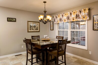 8611 Sanctuary Ln, Louisville, KY 40291 - photo 7