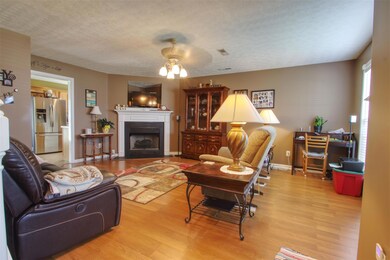 147 Sara Cir, Lebanon, TN 37090 - photo 3