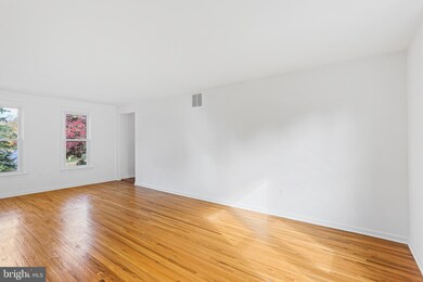 1716 Woodwell Rd, Silver Spring, MD 20906 - photo 4