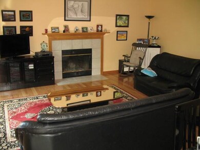 592 Ironwood Way, Saline, MI 48176 - photo 4