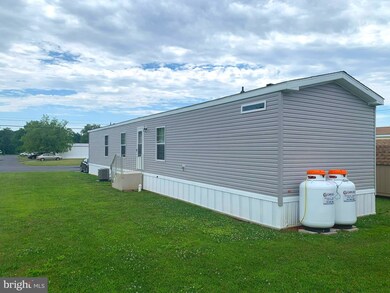 96 Paradise Ln, New Bloomfield, PA 17068 - photo 3