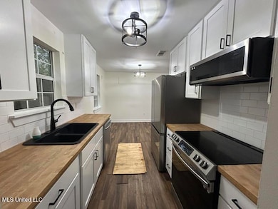 121 Brock Rd, Lucedale, MS 39452 - photo 3