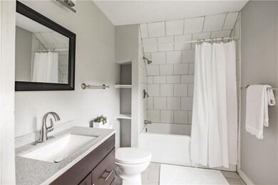 3814 14th St, Des Moines, IA 50313 - photo 6