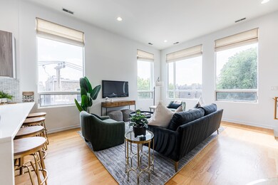 1013 N Honore St unit 3, Chicago, IL 60622 - photo 4