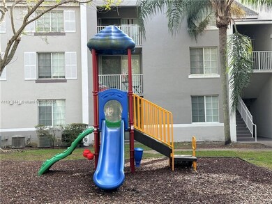 777 SW 111th Way unit 2028, Pembroke Pines, FL 33025 - photo 4