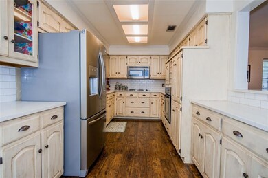 2805 Gleneagles Dr, Ennis, TX 75119 - photo 3