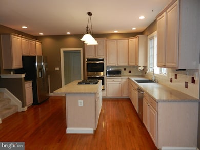 1508 Brewster Gate Rd, Crownsville, MD 21032 - photo 4