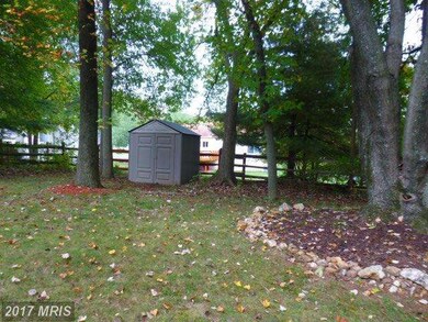 3533 Singers Glen Dr, Olney, MD 20832 - photo 7