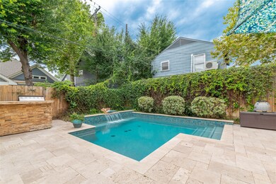 927 Cortlandt St, Houston, TX 77008 - photo 2