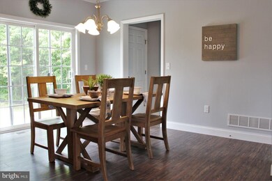 185 Lynne Dr unit 301, Mount Wolf, PA 17347 - photo 6