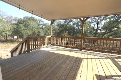 221 Lost Trail Dr, La Vernia, TX 78121 - photo 4