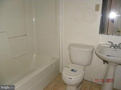 825 4th St NE, Washington, DC 20002 - photo 7