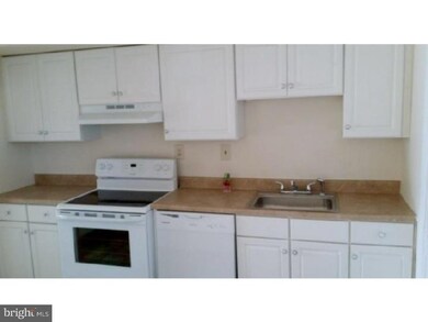 25 Farragut Ct, Willingboro, NJ 08046 - photo 4