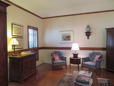 2701 2701 S Chilton, Tyler, TX 75701 - photo 6