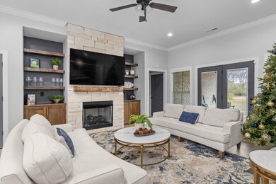 138 Deer Run Cir, Rogersville, AL 35652 - photo 4