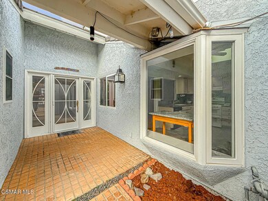 2772 Lakeridge Ln, Westlake Village, CA 91361 - photo 7