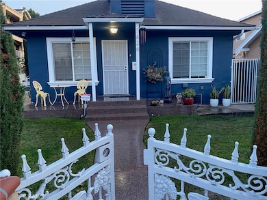 1626 E 6th St, Long Beach, CA 90802 - photo 2