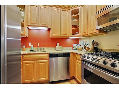 842 Camp St unit 3, New Orleans, LA 70130 - photo 7