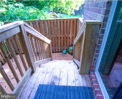 9118 Bronze Bell Cir, Columbia, MD 21045 - photo 6