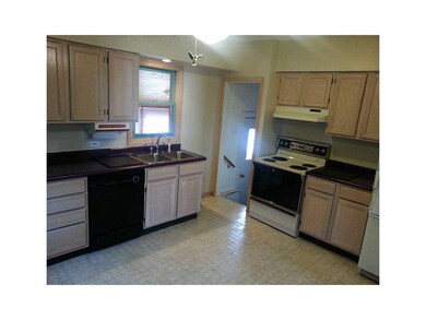 Kitchen. Freshly painted