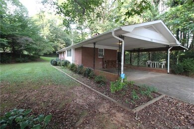 120 Teri Sha Rd, Statesville, NC 28677 - photo 2