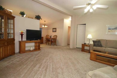 19844 Fennic Ct, Bend, OR 97702 - photo 4