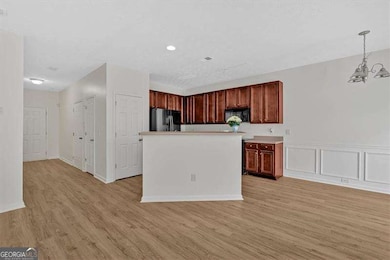 2555 Flat Shoals Rd unit 1104, College Park, GA 30349 - photo 5