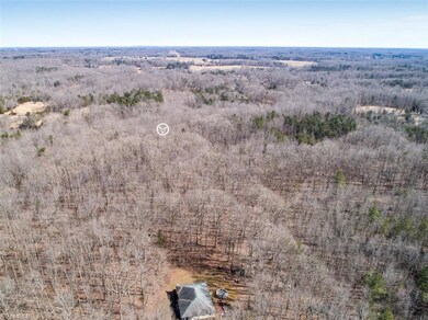 5829 Tall Cedar Rd, Greensboro, NC 27406 - photo 7