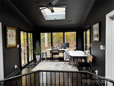 210 Hargett Ct, Charlotte, NC 28211 - photo 6