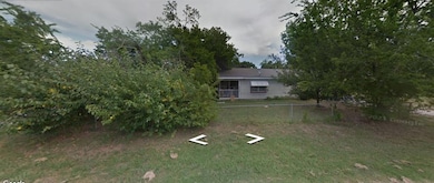 View of side yard