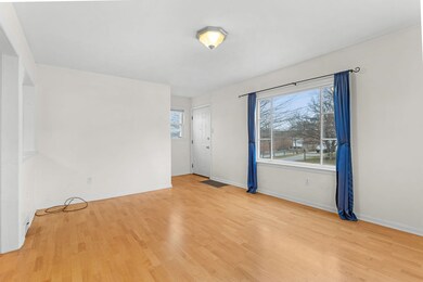 21 Proctor Ave, South Burlington, VT 05403 - photo 7