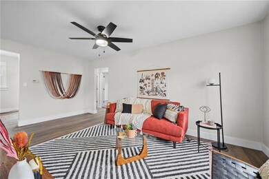 2647 Lyon St, Des Moines, IA 50317 - photo 3