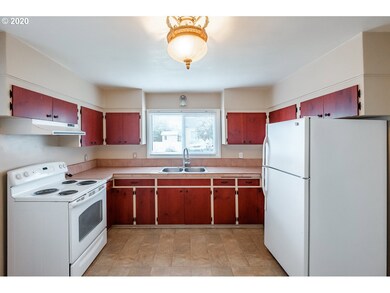 1640 13th Ave SW, Albany, OR 97321 - photo 5