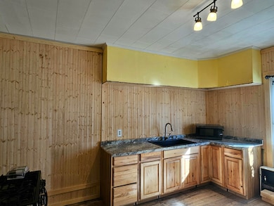 22 High St, Milo, ME 04463 - photo 4