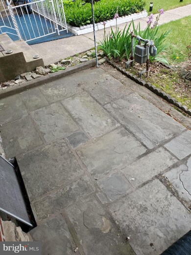 1104 Springfield Rd, Darby, PA 19023 - photo 2