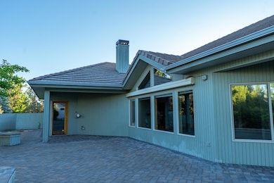 2103CondorCourt_Exterior-31