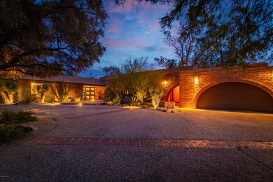 4750 N Camino Corto