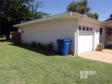 ATTACHED SINGLE GARAGE