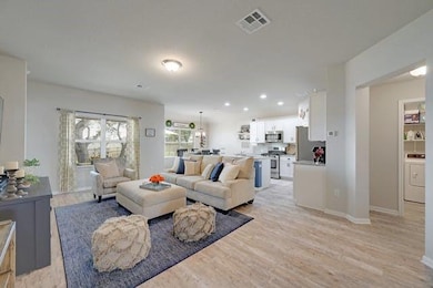 201 Rusk Bluff Ave, Leander, TX 78641 - photo 6