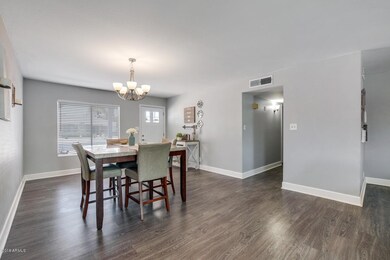 2506-South-Evergreen-Road-16