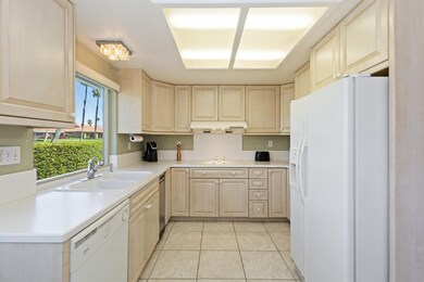 009_Kitchen