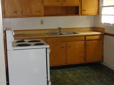 5663 Green Forest Dr, Jacksonville, FL 32244 - photo 6