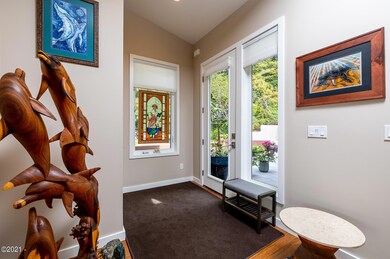 Entry Foyer