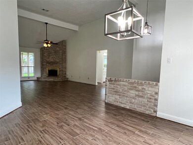 8515 Greenleaf Lake Dr, Houston, TX 77095 - photo 4