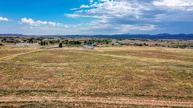 00 N Vineyard, Paulden, AZ 86334 - photo 2