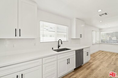 6153 Castana Ave, Lakewood, CA 90712 - photo 7