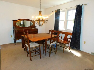 6 Stuyvesant Ct, Ballston Spa, NY 12020 - photo 7