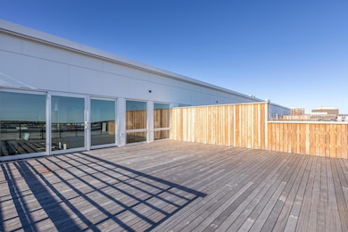 Private Deck