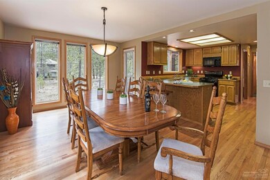 58043 Kinglet Rd, Sunriver, OR 97707 - photo 4